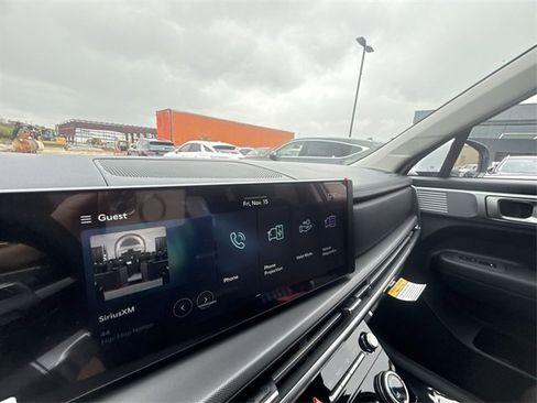 New 2025 Hyundai Santa Fe SE image 16