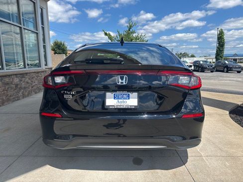 Used 2024 Honda Civic EX-L image 4
