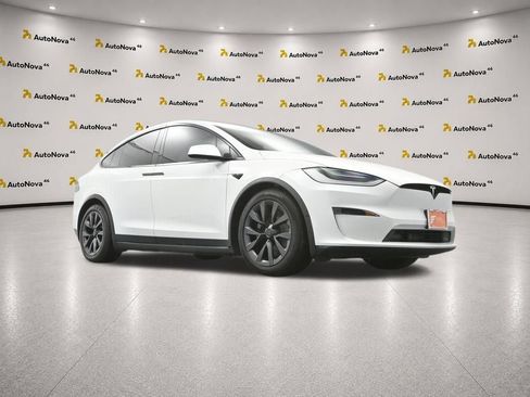 Used 2022 Tesla Model X AWD/4WD image 46