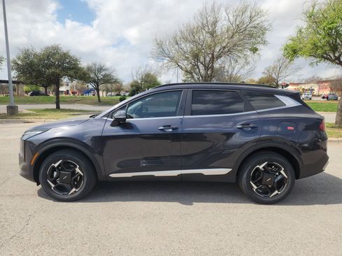 New 2026 Kia Sportage EX AWD/4WD image 4