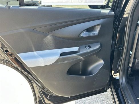 New 2025 Buick Envista Preferred image 21