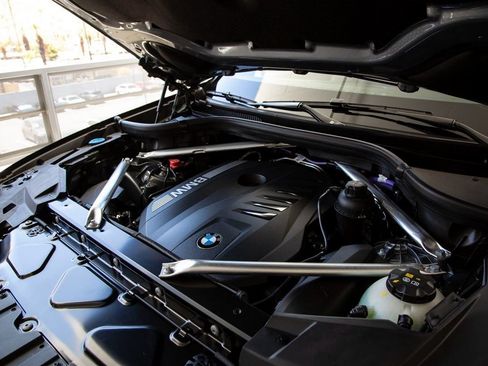 Used 2026 BMW X5 sDrive40i w/ Parking Assistance Package image 33