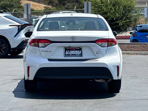 New 2026 Toyota Corolla LE FWD image 9