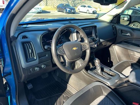 Used 2022 Chevrolet Colorado Z71 w/ Safety Package image 17