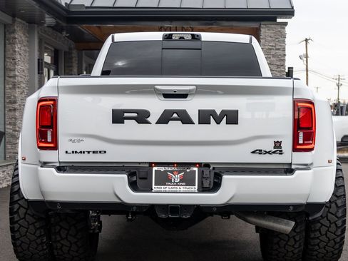 Used 2026 RAM 3500 Limited image 34