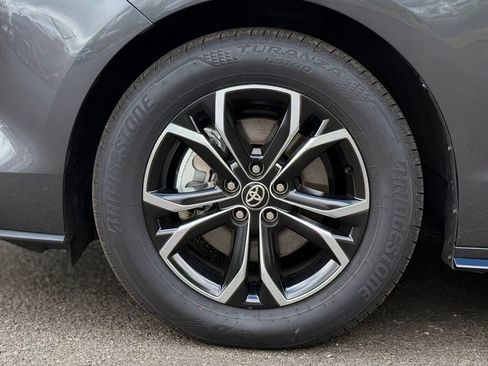 Certified 2025 Toyota Sienna Platinum AWD/4WD image 9