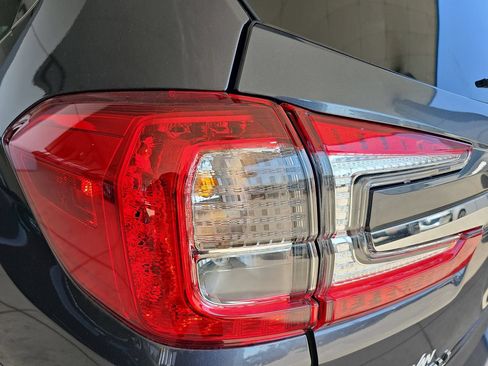 Used 2025 Subaru Ascent Limited AWD/4WD image 38
