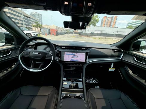 New 2026 Jeep Grand Cherokee L Limited AWD/4WD image 23