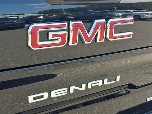 Used 2025 GMC Sierra 1500 Denali AWD/4WD image 33
