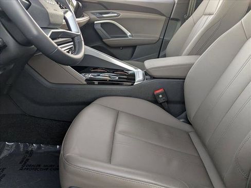 Certified 2025 Audi Q5 Premium w/ Convenience Package image 15