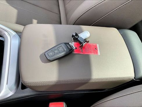 New 2025 Audi Q5 Premium Plus image 10