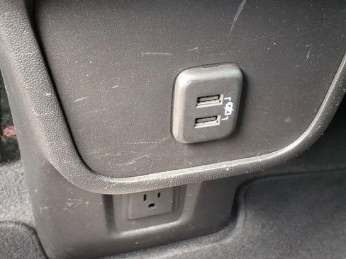 Used 2023 Chevrolet Equinox LT AWD/4WD image 14