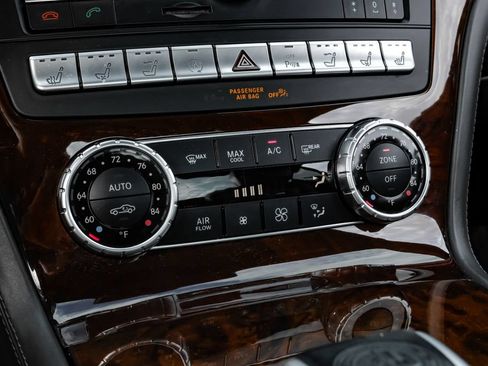 Used 2018 Mercedes-Benz SL 63 AMG image 21