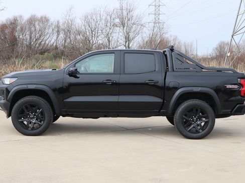 New 2025 Chevrolet Colorado Trail Boss w/ Midnight Edition image 5