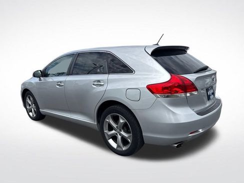 Used 2009 Toyota Venza AWD w/ Premium Pkg #2 image 3