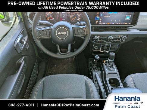 Used 2025 Jeep Wrangler Unlimited Sport AWD/4WD image 18
