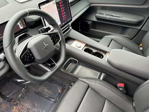 New 2026 Polestar Polestar 4 w/ Performance Pack image 13