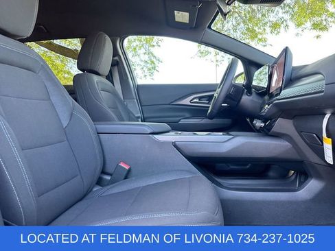 Used 2026 Chevrolet Equinox EV LT FWD image 26