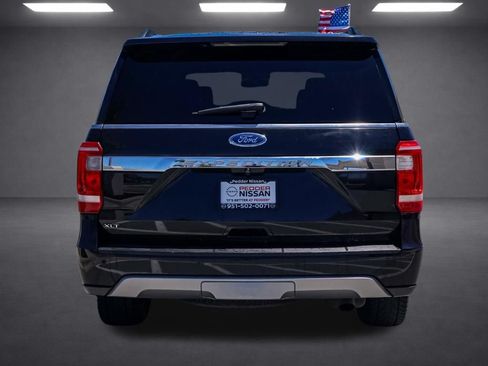 Used 2019 Ford Expedition XLT w/ Equipment Group 202A AWD/4WD image 5