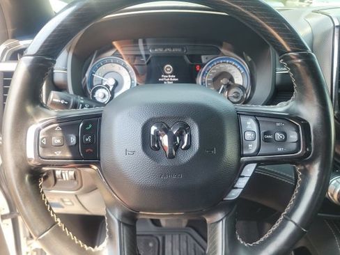 Used 2022 RAM 1500 Limited AWD/4WD image 13