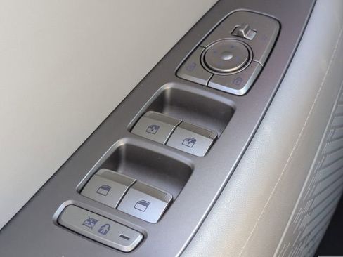 Used 2025 Hyundai Palisade SEL image 23