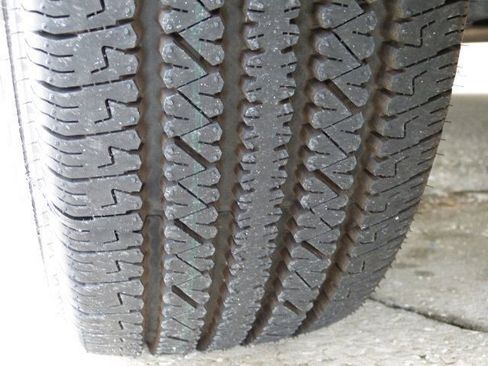 Used 2023 Chevrolet Express 2500 w/ Driver Convenience Package image 34