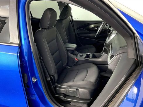 Used 2024 GMC Terrain SLE image 10