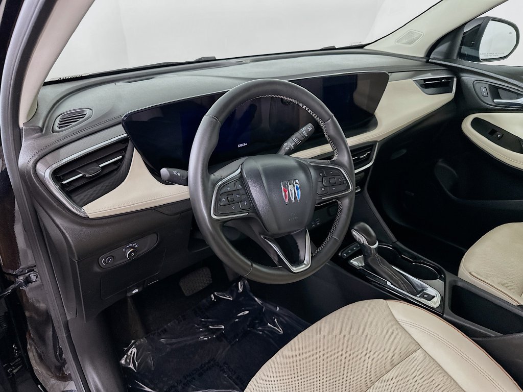 Used 2024 Buick Encore GX Avenir w/ Avenir Technology Package AWD/4WD image 14