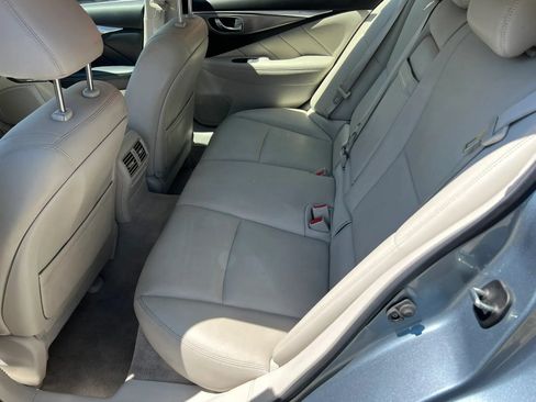 Used 2017 INFINITI Q50 Premium w/ 2.0T Premium Plus Package RWD image 9