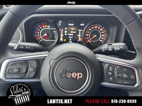 New 2026 Jeep Wrangler Unlimited Sahara image 30