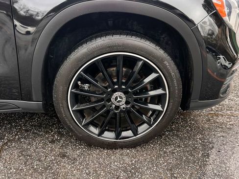 Used 2018 Mercedes-Benz GLA 250 4MATIC image 37