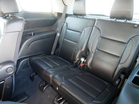 Certified 2023 GMC Acadia SLT w/ Elevation Edition image 36