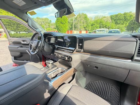 Used 2023 Chevrolet Silverado 1500 RST w/ Convenience Package II AWD/4WD image 30