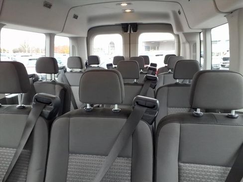Used 2023 Ford Transit 350 XLT image 10