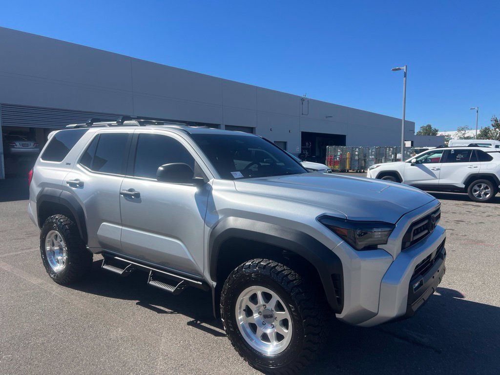 Certified 2025 Toyota 4Runner SR5 AWD/4WD image 2