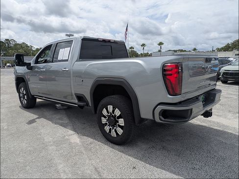 Certified 2024 GMC Sierra 2500 Denali w/ Denali Reserve Package AWD/4WD image 5