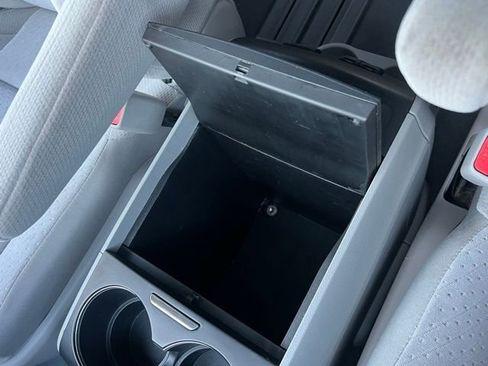 Used 2020 Toyota Sienna LE image 35