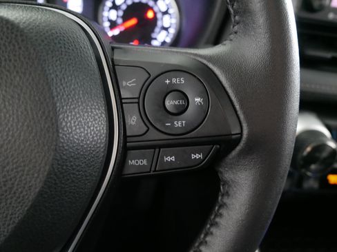 Certified 2022 Toyota RAV4 XLE w/ Convenience Package image 28