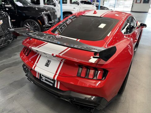 Used 2024 Ford Mustang GT Premium w/ GT Performance Package image 6