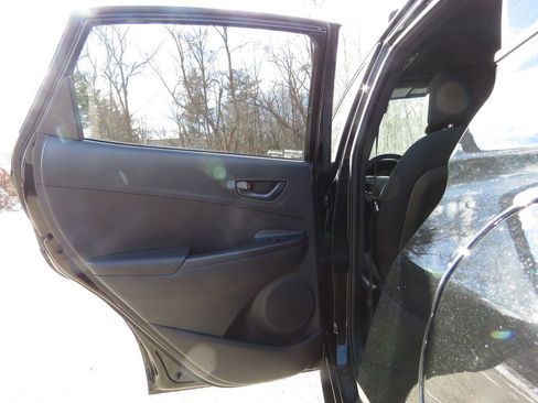 Used 2022 Hyundai Kona N Line image 18