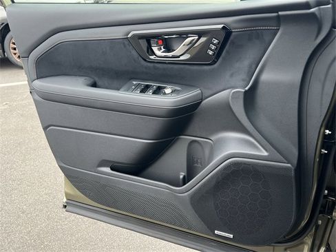 New 2025 Subaru Forester Touring image 25