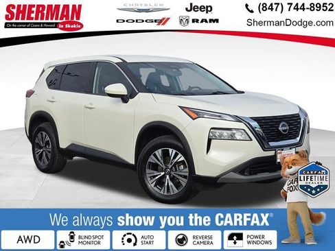 Used 2023 Nissan Rogue SV image 1