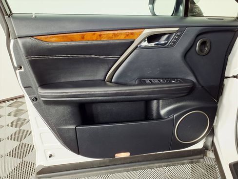Used 2019 Lexus RX 450hL AWD image 17