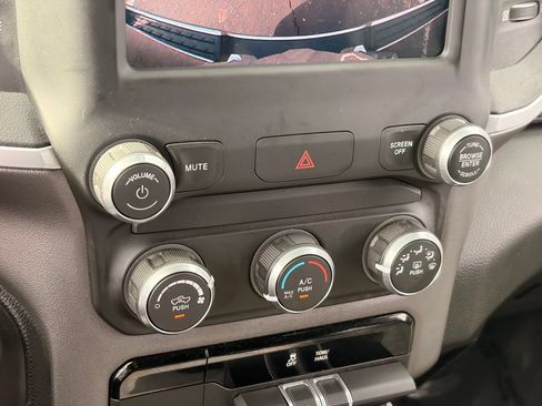 Used 2022 RAM 1500 Big Horn RWD image 24