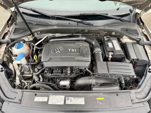 Used 2016 Volkswagen Passat 1.8T S FWD image 16