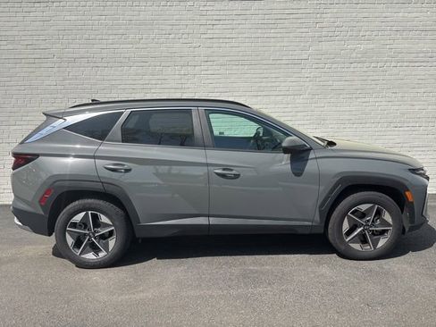 Used 2025 Hyundai Tucson SEL image 2