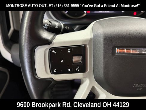 Used 2023 Land Rover Defender 110 SE image 18