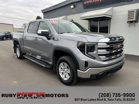 Used 2025 GMC Sierra 1500 SLE image 1