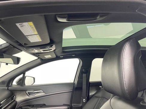 Used 2025 Kia Sportage X-Line w/ Premium Package AWD/4WD image 18