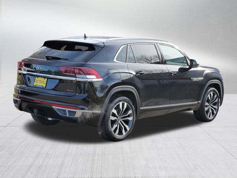 Certified 2023 Volkswagen Atlas Cross Sport SEL Premium R-Line image 7